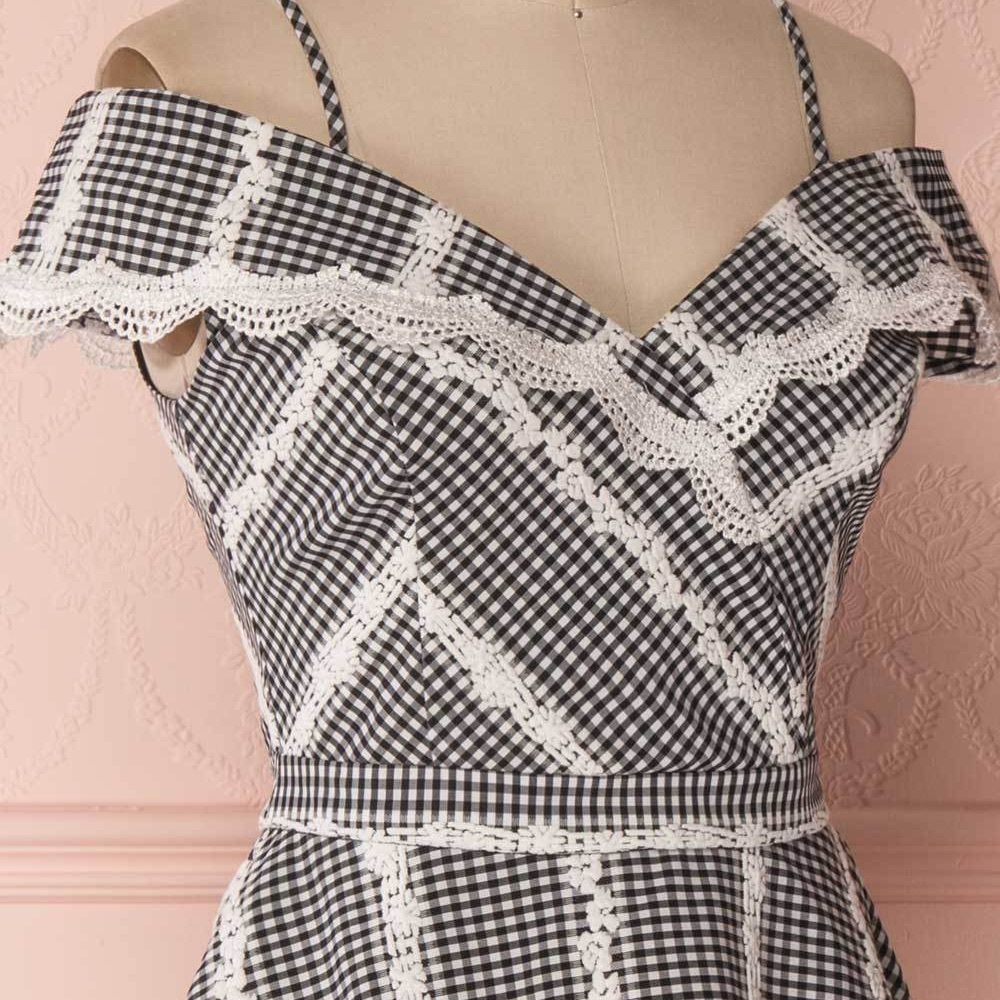 Pretty Off -Shoulder Top - Picture 5 of 8